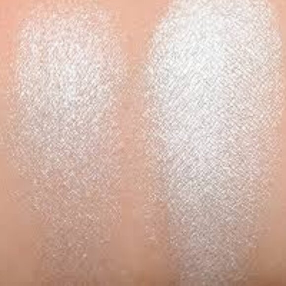Last one! MAC WHITE eye shadow NEW Pigment shimmer rare - Picture 2 of 5